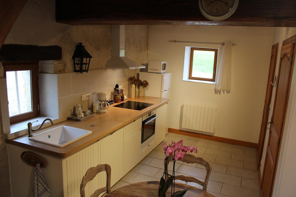 Gites A L'Ombre Des Chenes Châteauvieux Kamer foto