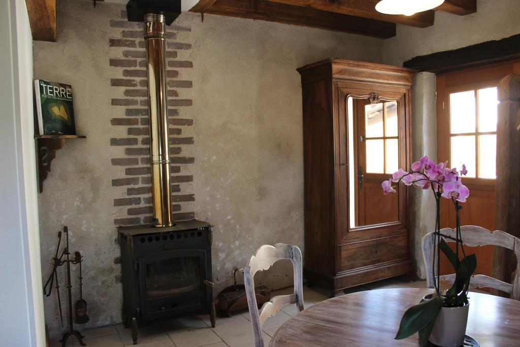 Gites A L'Ombre Des Chenes Châteauvieux Kamer foto
