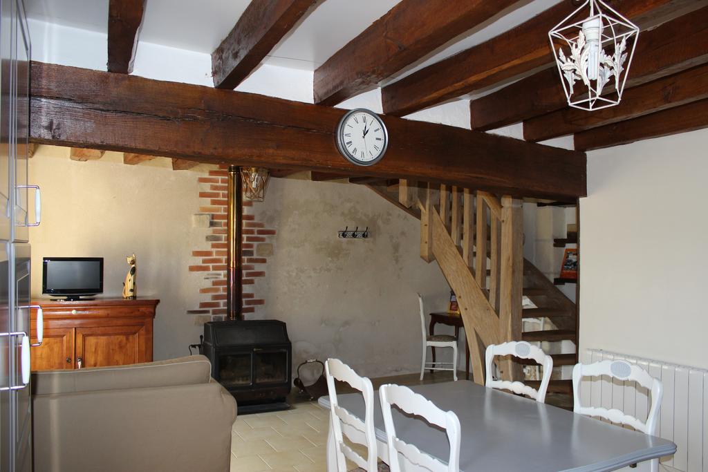 Gites A L'Ombre Des Chenes Châteauvieux Kamer foto