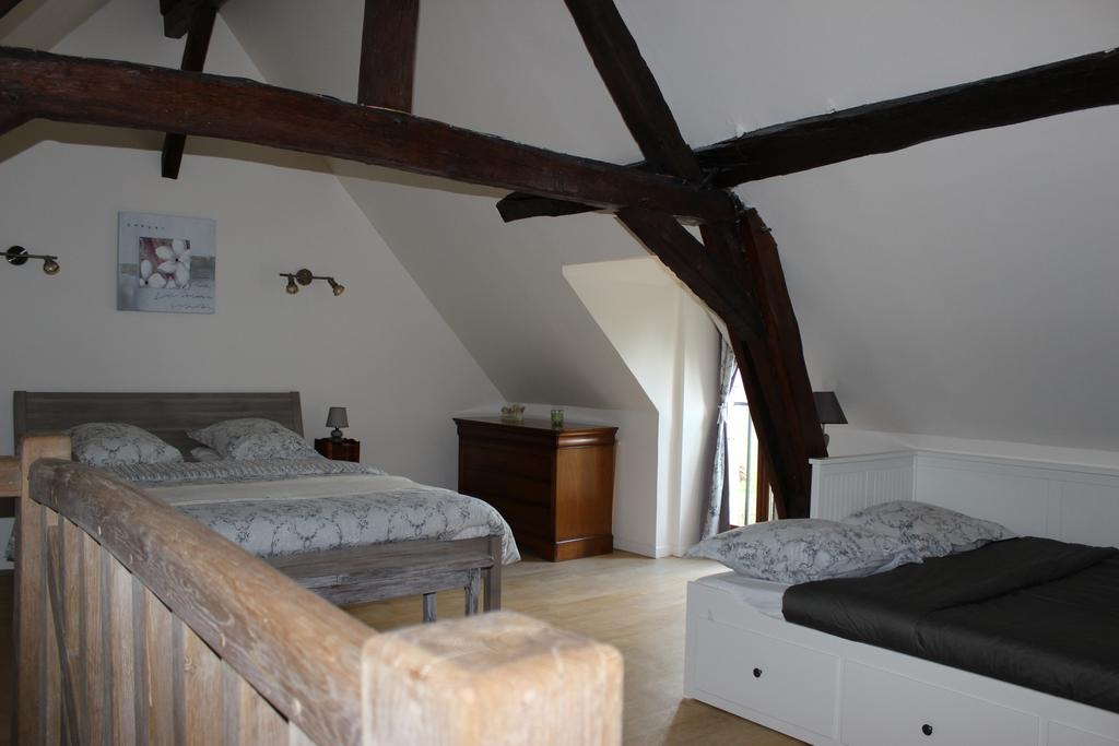 Gites A L'Ombre Des Chenes Châteauvieux Kamer foto